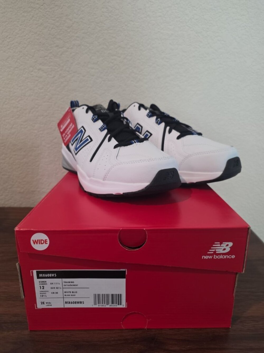 New Balance MX608V5 Men’s 12 2E Wide Training Shoes White Navy New in Box